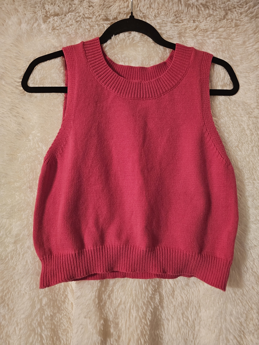 Amazon Brand Sleeveless Crewneck Sweater Vest - Bright Pink